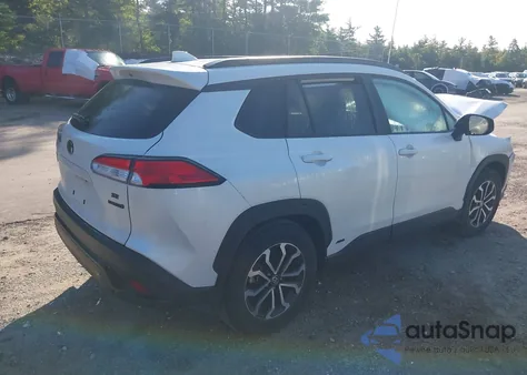 2023 Toyota Corolla Cross Hybrid Se z USA, uszkodzony, nr VIN 7MUFBABG7PV016309